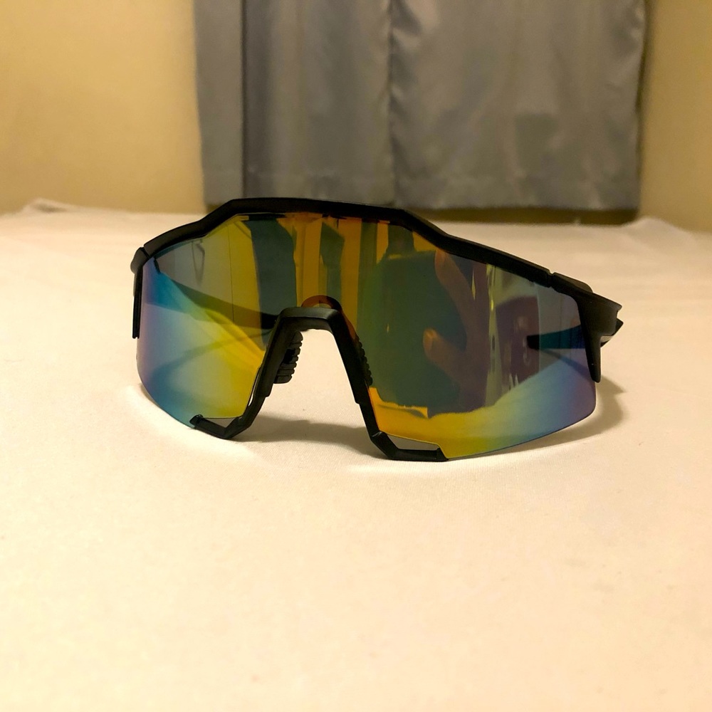 Polaroid chunky frame sunglasses